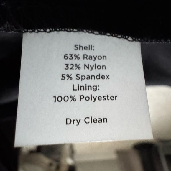 Talbots Black Sheath Dress with Cap Sleeve and Pleated Bodice Size 4 - Picture 6 of 8